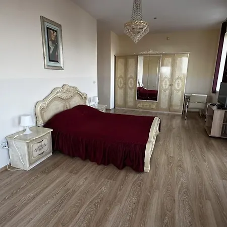 Quartz Briz 3* Varna