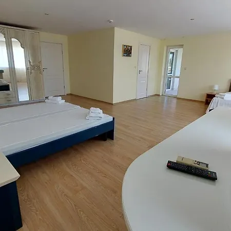 Hotel Quartz Briz Varna