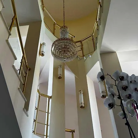 Хотел Quartz Briz