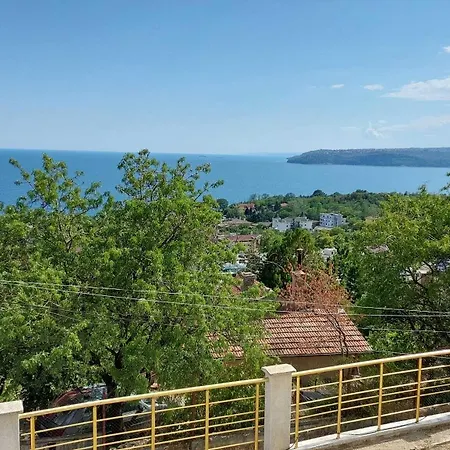 Quartz Briz Варна