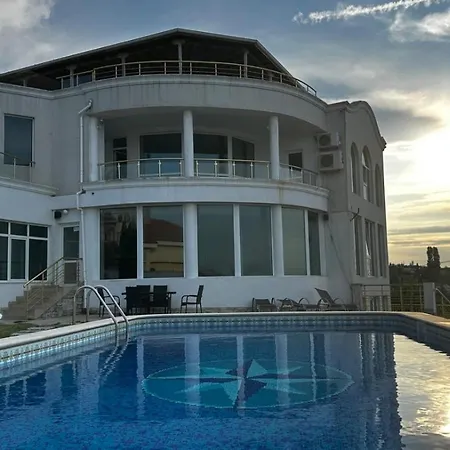 Quartz Briz 3* Varna