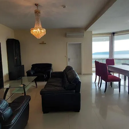 Quartz Briz Hotel 3*