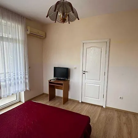 Quartz Briz Hotel 3*